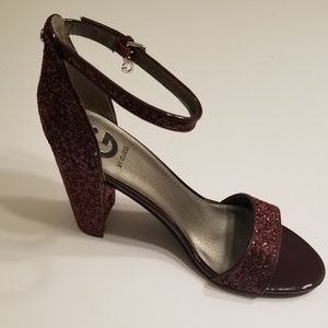 🌹G by Guess women shantel 7 two pieces sandals🌹